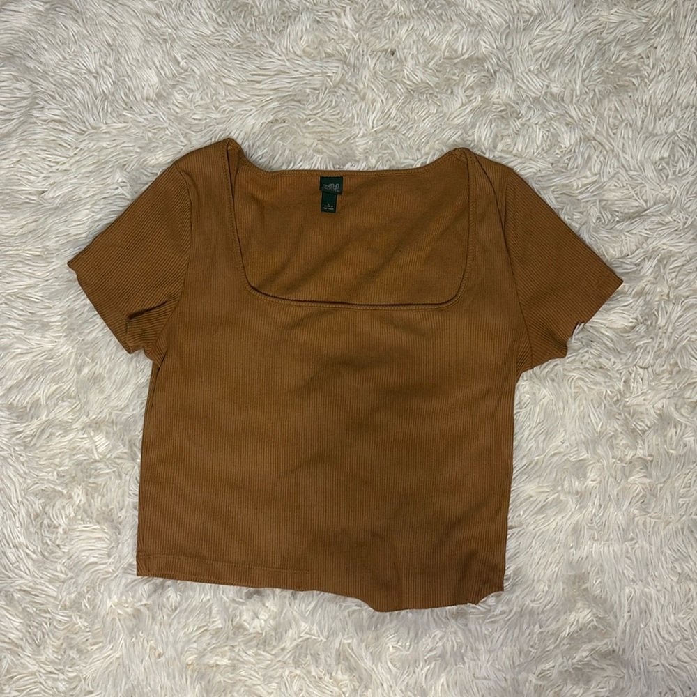 Square neck cropped shirt